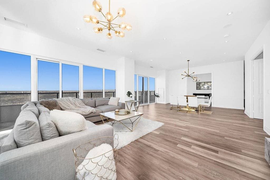 Foto 5 von 22: Luxury Penthouse Suite