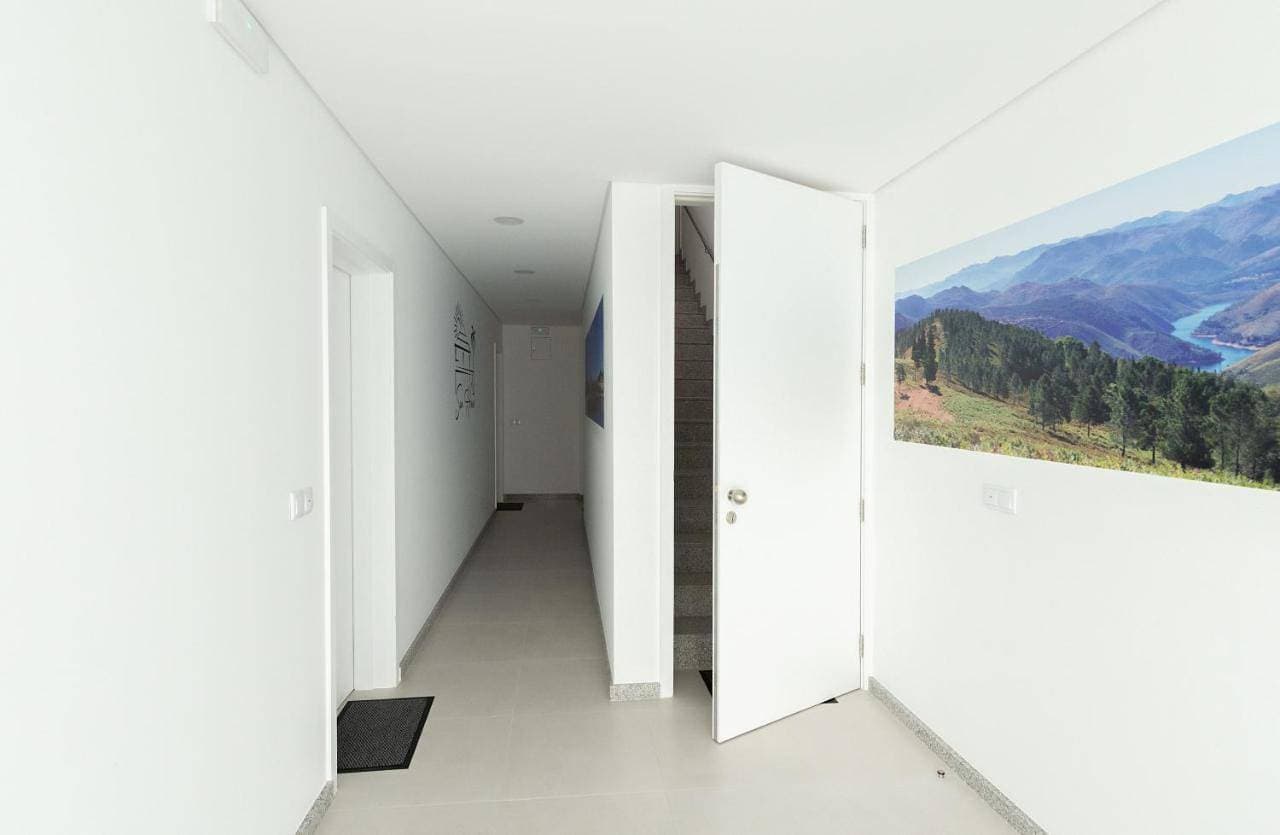 Foto 6 von 91: Triple Room with Balcony