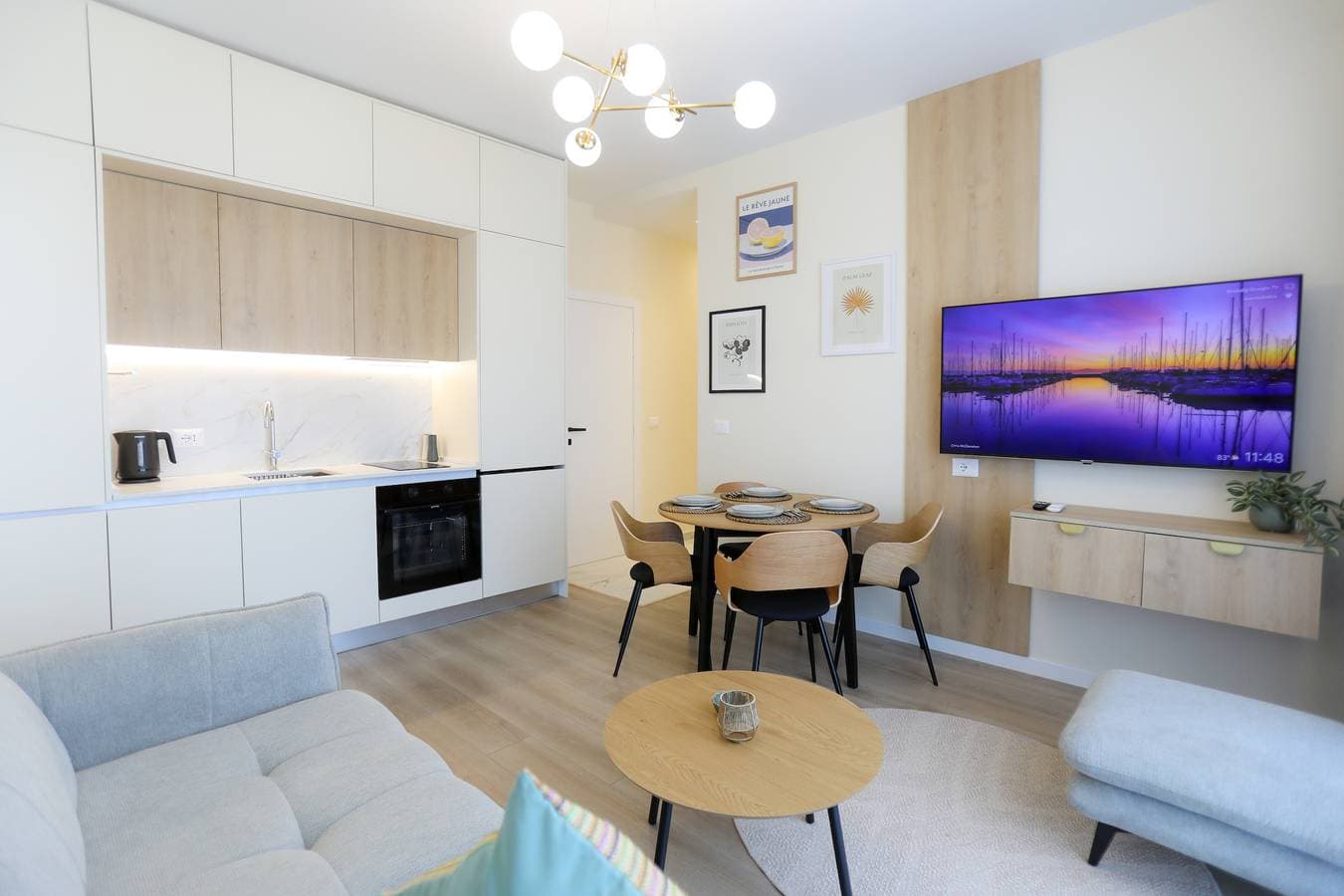 Seaside Serenity Palm Apartment 1