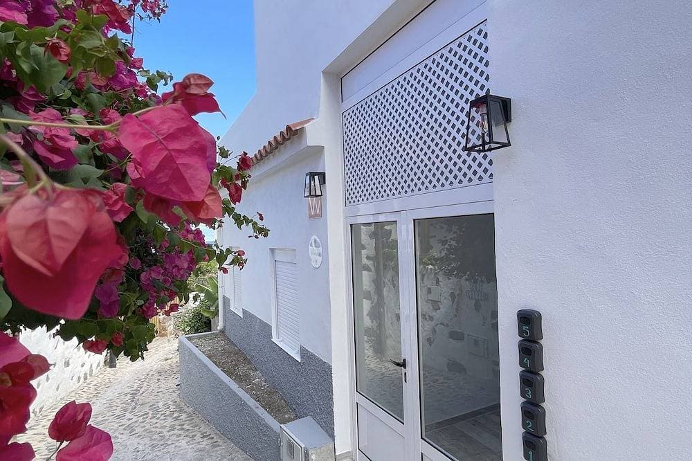 Foto 11 von 22: Eden Gomera Suites - Rooftop terrace 2Br apartment with gorgeous oceanviews