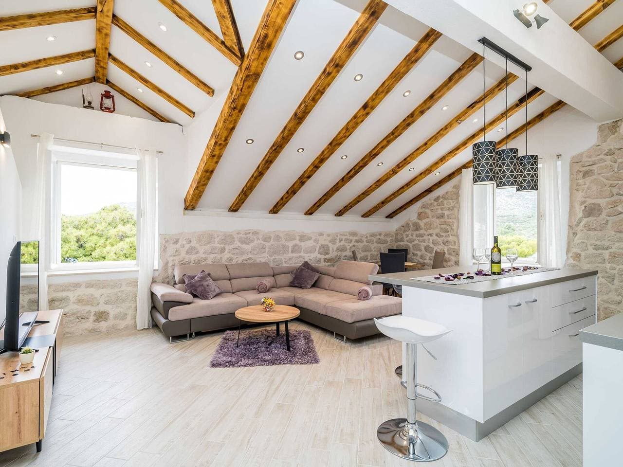 Foto 4 von 54: Villa Ro-Ma - Three Bedroom Villa with Terrace and Sea View