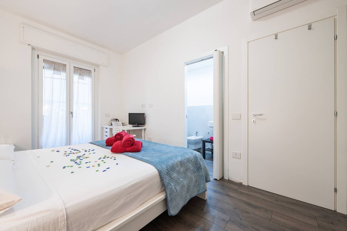 Foto 5 von 23: Zimmer 'Camera Matrimoniale Con Bagno' mit gemeinsamer Terrasse, Wi-Fi und Klimaanlage