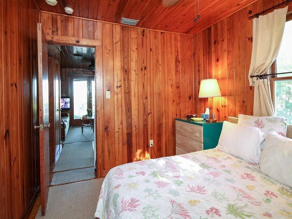 Foto 11 von 24: Anna Maria Historisches Cottage am Strand (Maisonette)