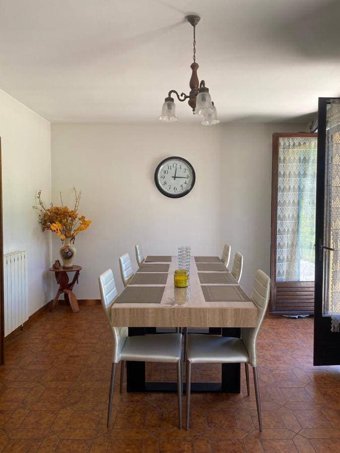 Foto 4 von 15: Three-Bedroom House