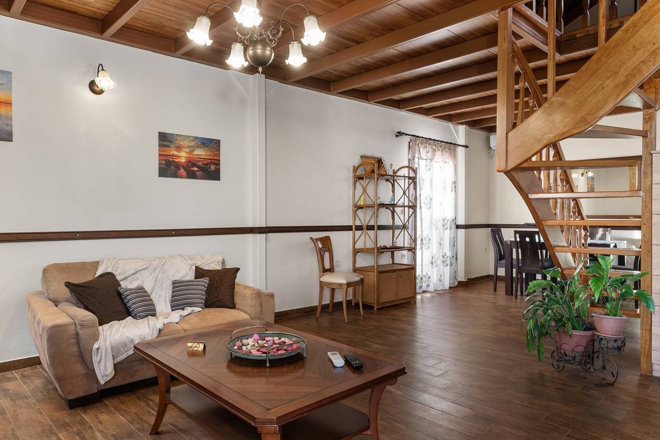 Foto 4 von 22: Ferienwohnung 'Haus Angi und George' mit gemeinsamer Terrasse, WLAN und Klimaanlage