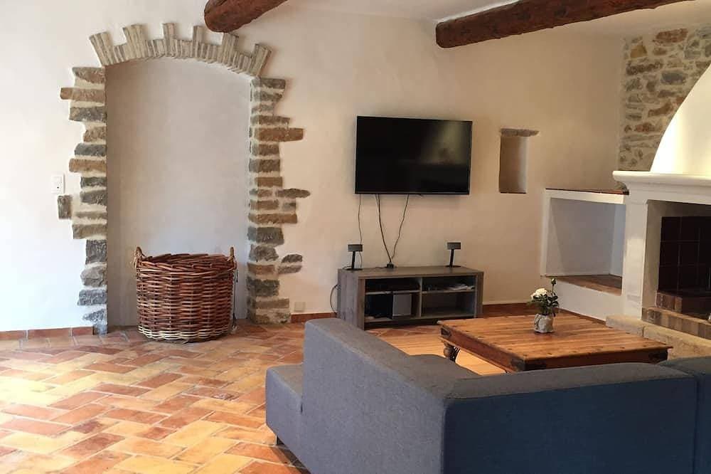 Foto 9 von 18: Steinhaus im provenzalischen Stil mit Pool für 6 Personen