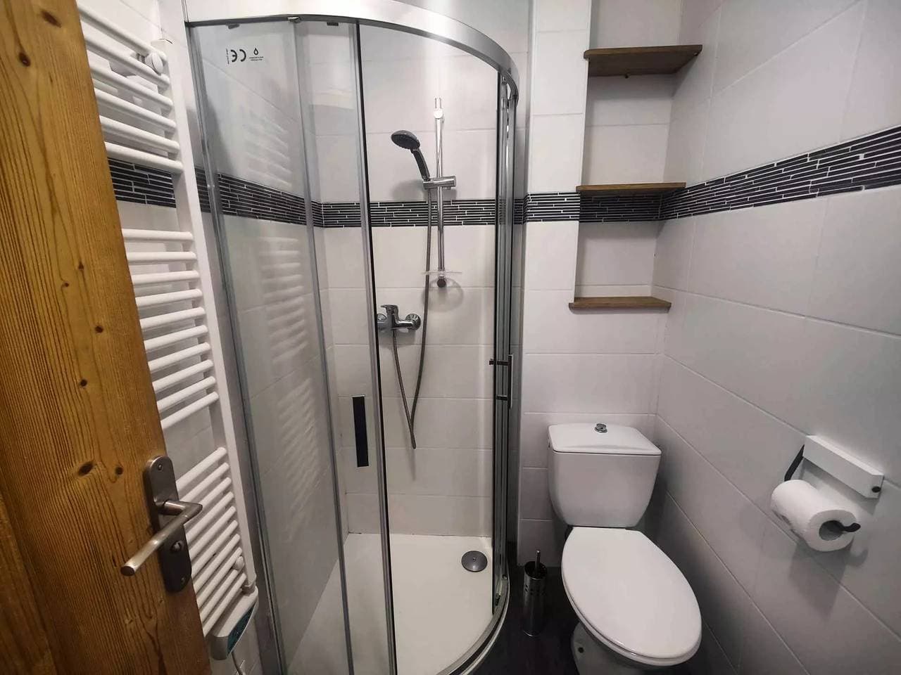 Foto 9 von 15: Studio Charmant 19m2 Ideal für 4 PERSONen mit Box