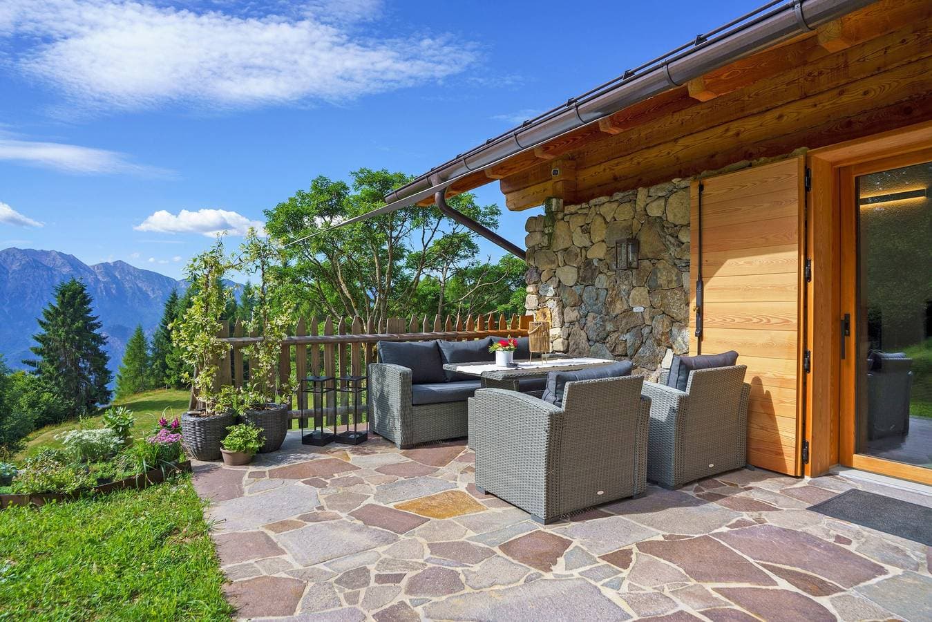Foto 9 von 42: Chalet 'Luxury Chalet Larice' mit Bergblick und Panoramaterrasse