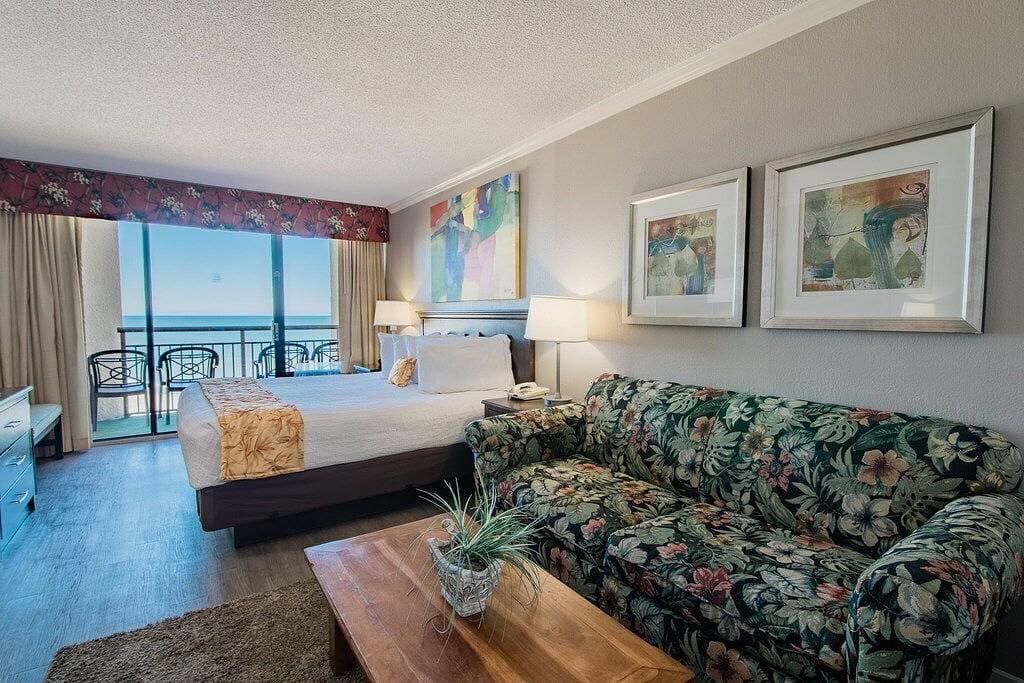 Wunderschönes Studio direkt am Meer mit einem großen und privaten Balkon am Meer 1