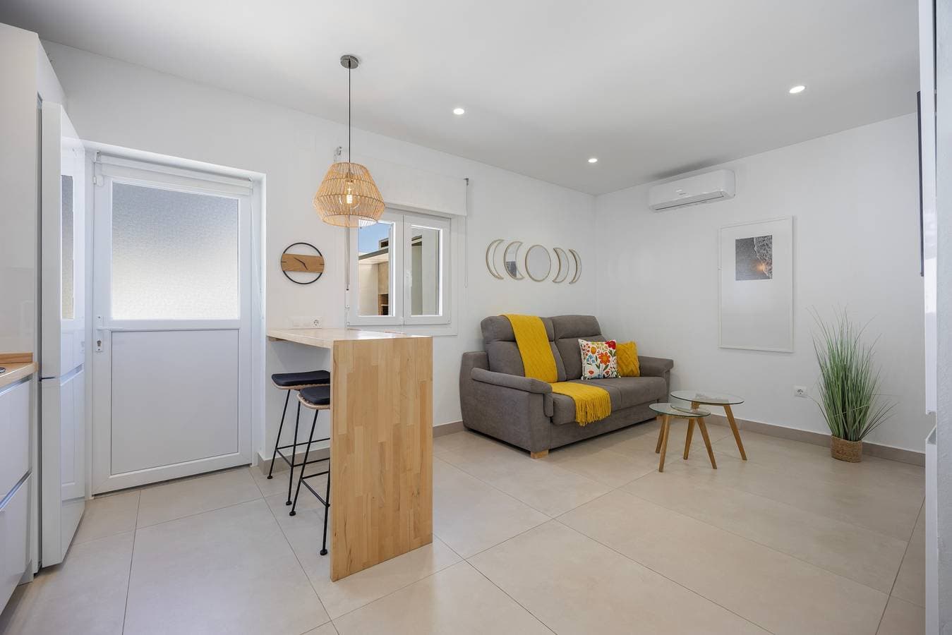 Foto 4 von 28: Casita Meraki 2 mit beheiztem Innenpool, Garten, Terrasse und WLAN