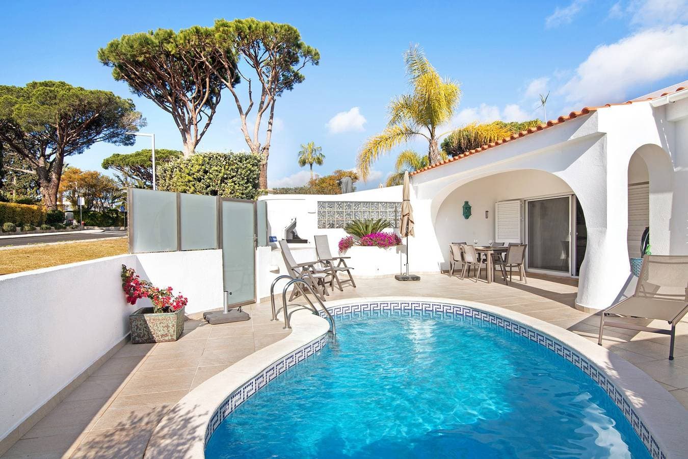 Foto 3 von 31: Ferienhaus 'Nicola' mit privatem Pool, WLAN und Klimaanlage
