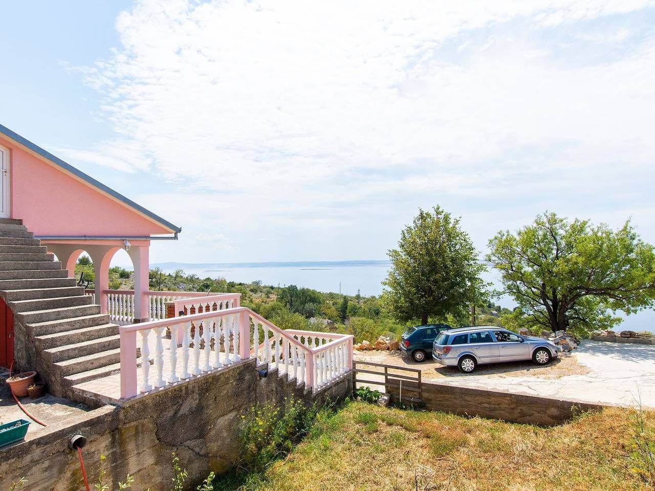 Foto 7 von 32: Wohnung in Tribalj mit Meerblick und Strand