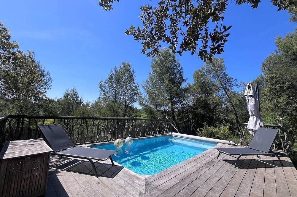 Promo A haven of peace in a pine forest 1