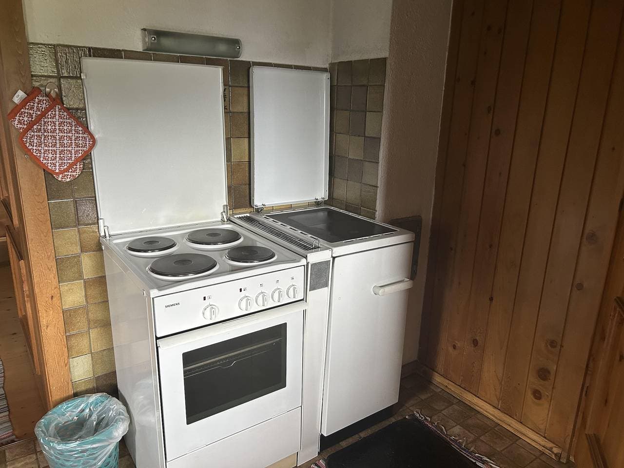 Foto 9 von 17: Ferienhaus/Alm 2 Schlafzimmer/Dusche/Wc