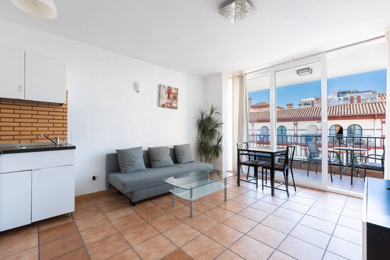 Foto 3 von 20: Ferienwohnung im Zentrum von Fuengirola mit Balkon, Klimaanlage & WLAN