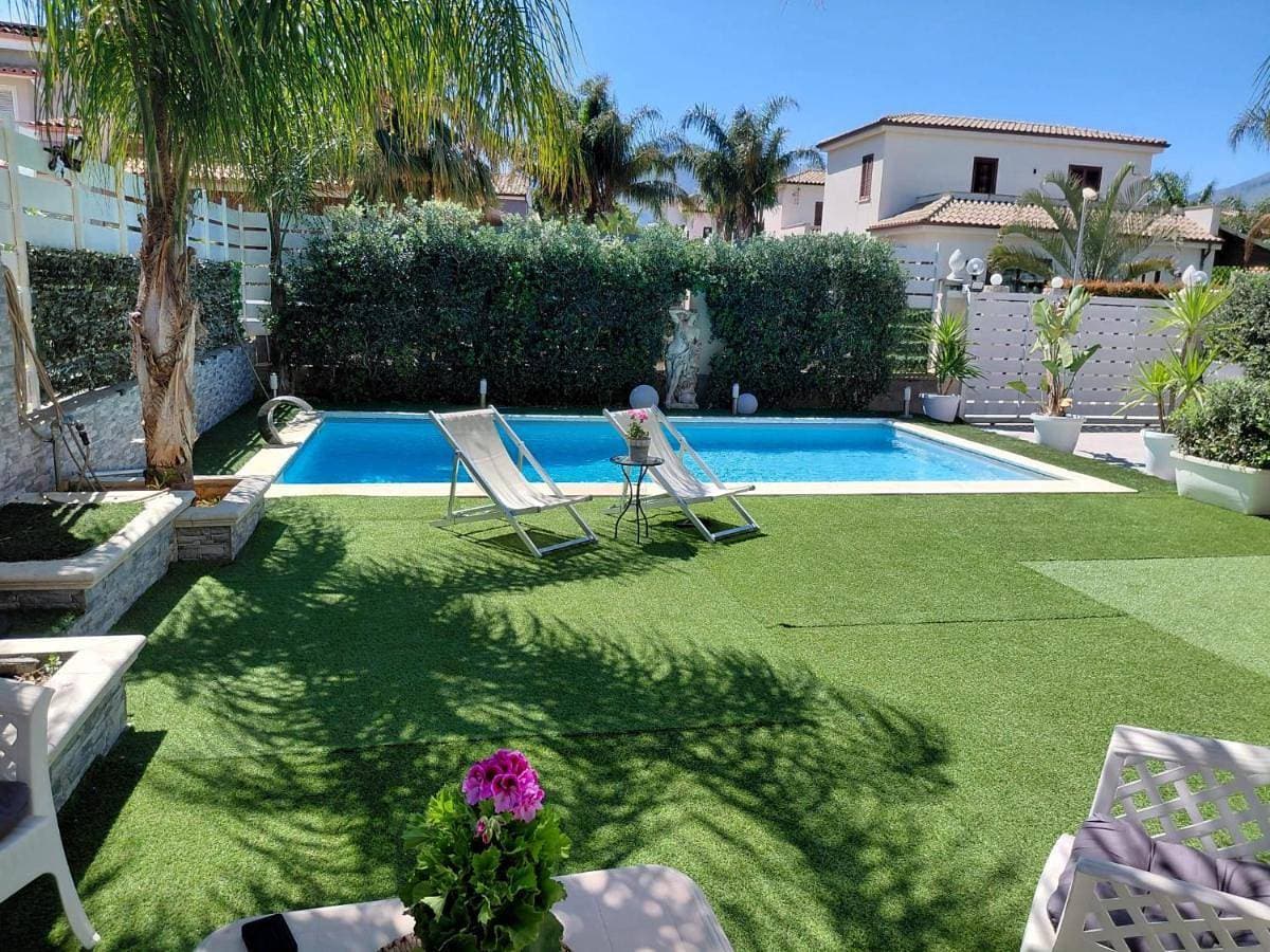 Foto 5 von 68: Villa