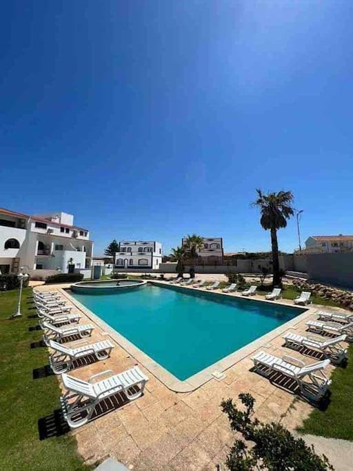 Foto 9 von 24: Apartment with Pool View