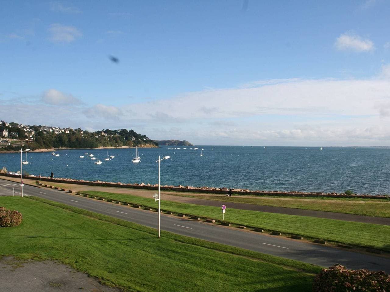 Foto 8 von 20: Renovierte 3*-Wohnung mit Meerblick, 50m vom Strand, Perros-Guirec