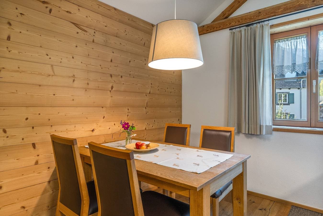 Foto 7 von 40: Ferienwohnung 'Kanisfluh' mit Gemeinschaftsgarten und Wi-Fi