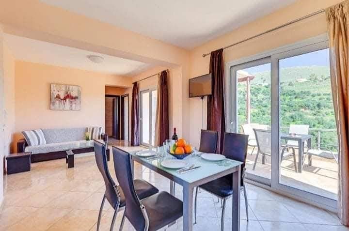 Foto 6 von 17: Ferienwohnung für 5 Personen mit Garten