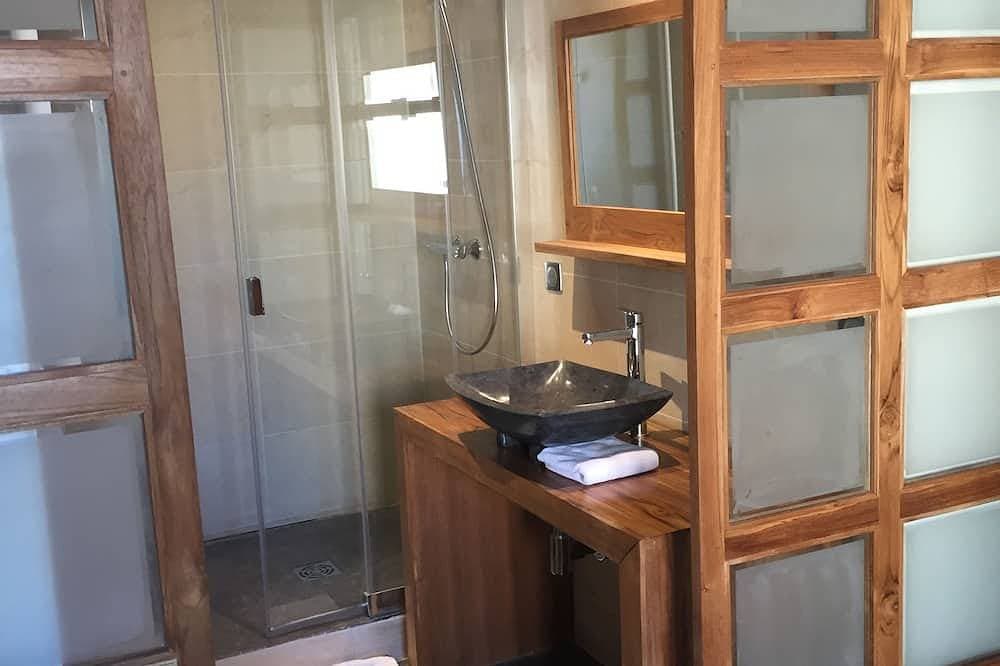 Foto 8 von 20: Lourmarin Luxus-Apartment Air Con zentrale Lage