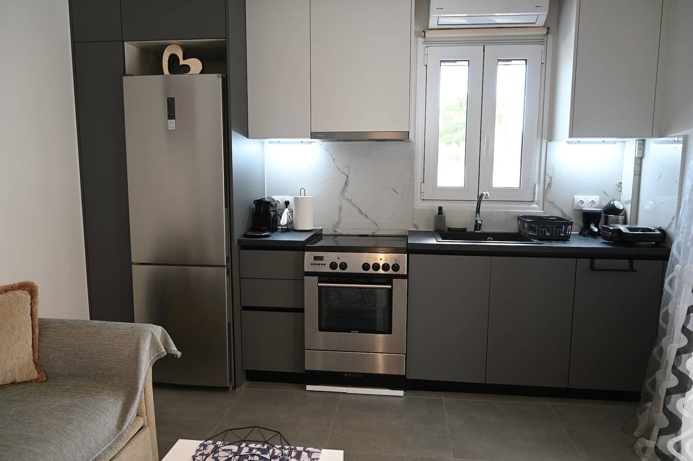Foto 4 von 20: Avra Port House – Nur wenige Schritte vom Hafen Porto Heli entfernt