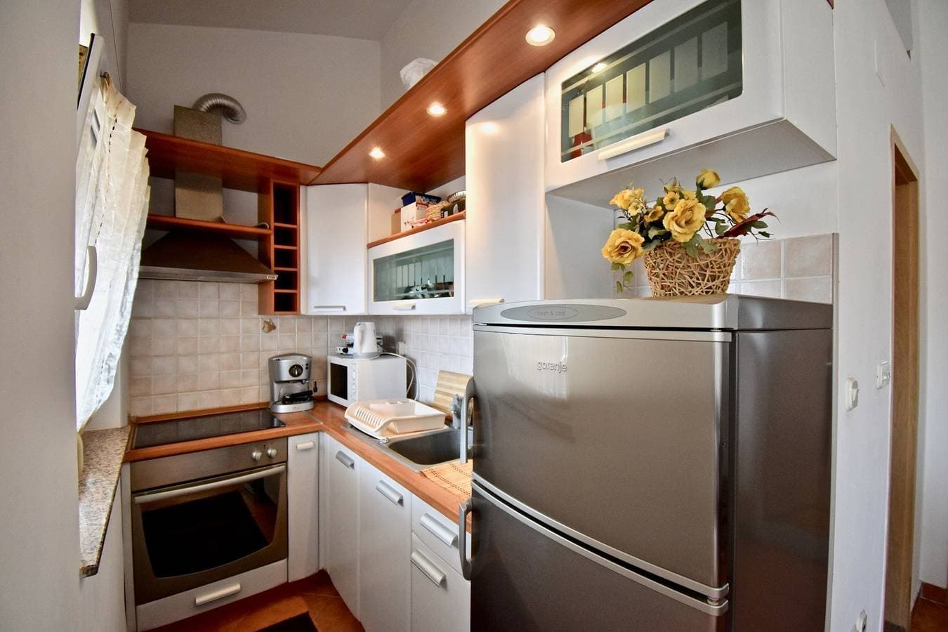 Foto 8 von 24: Comfortable apartment near the Hidrobaza beach