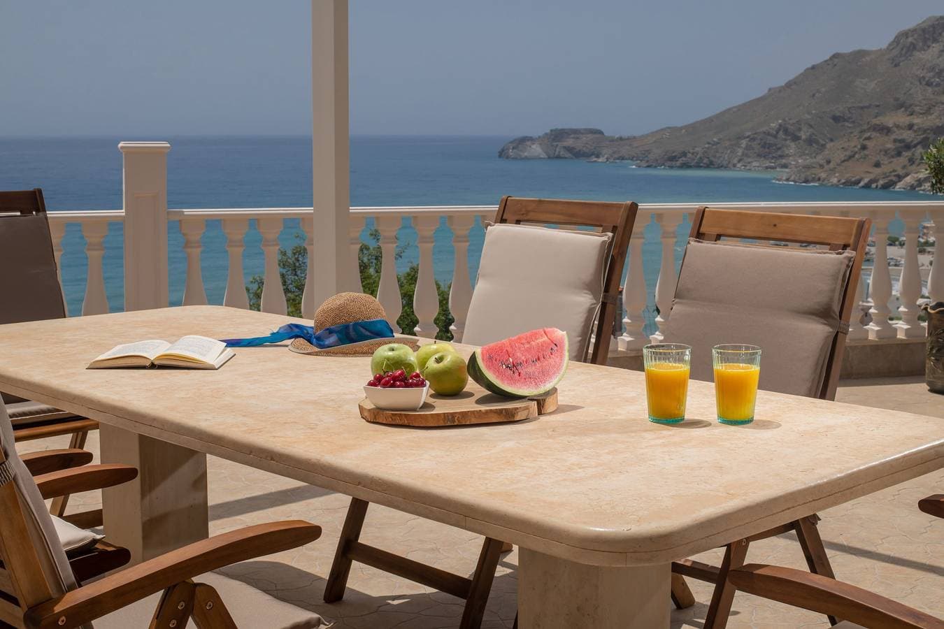 Foto 7 von 33: Ferienhaus für 7 Personen mit Terrasse