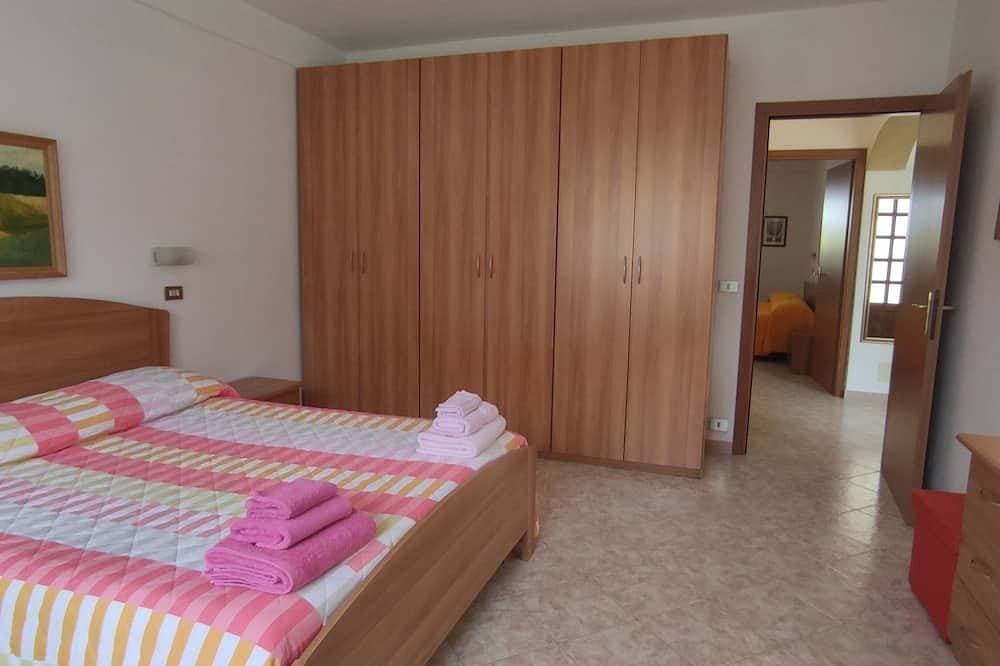 Foto 4 von 30: Villa Raggio di Sole ist eine Villa in Porto Porto Ceresio am Luganer See
