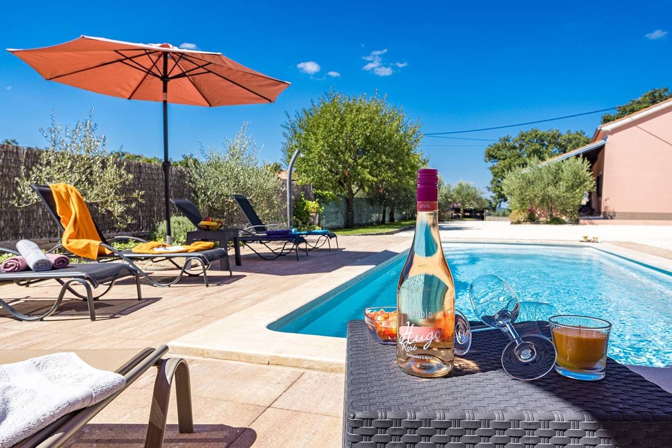 Foto 7 von 46: Schönes Haus mit Privatpool und großem Hof