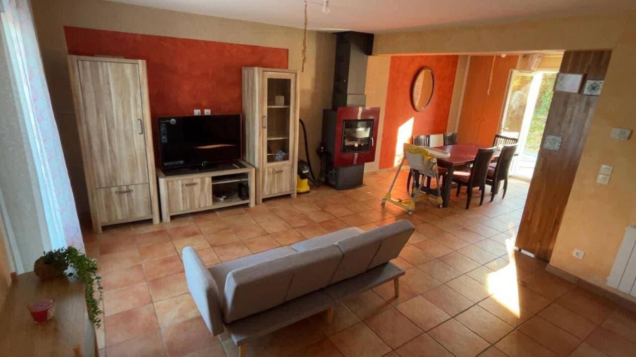 Foto 7 von 12: Three-Bedroom House
