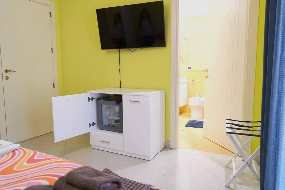 Foto 3 von 12: Double Room with Private Bathroom