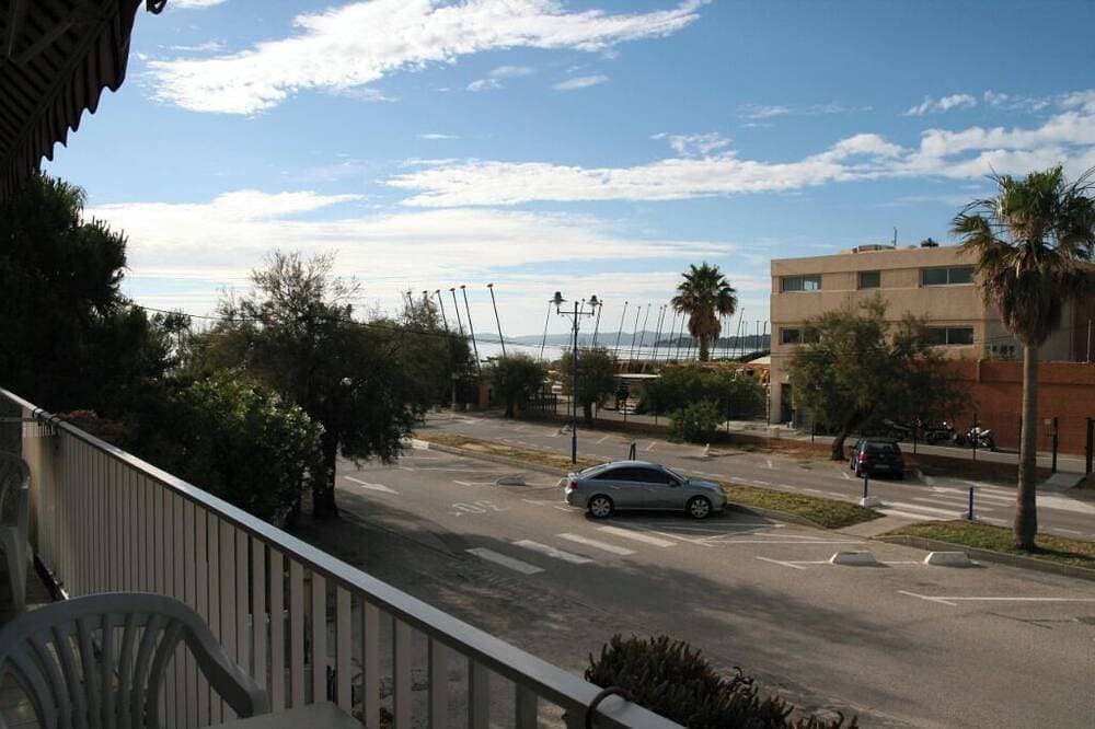 Foto 13 von 15: Giens Les Canotiers Peninsula, apartment with ocean view, La Bergerie Beach