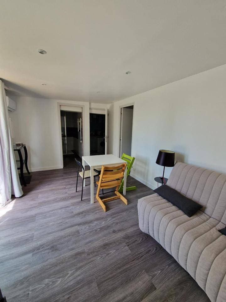 Foto 7 von 21: One-Bedroom Apartment
