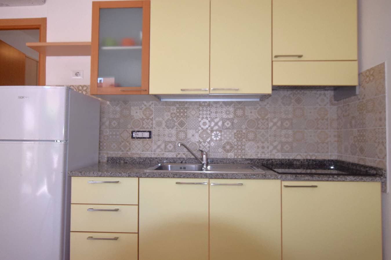 Foto 8 von 18: Ferienwohnung für 5 Personen mit Terrasse