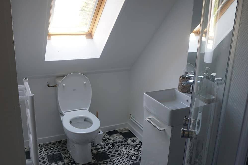 Foto 5 von 9: F2 apartment with terrace close to the center of Carteret