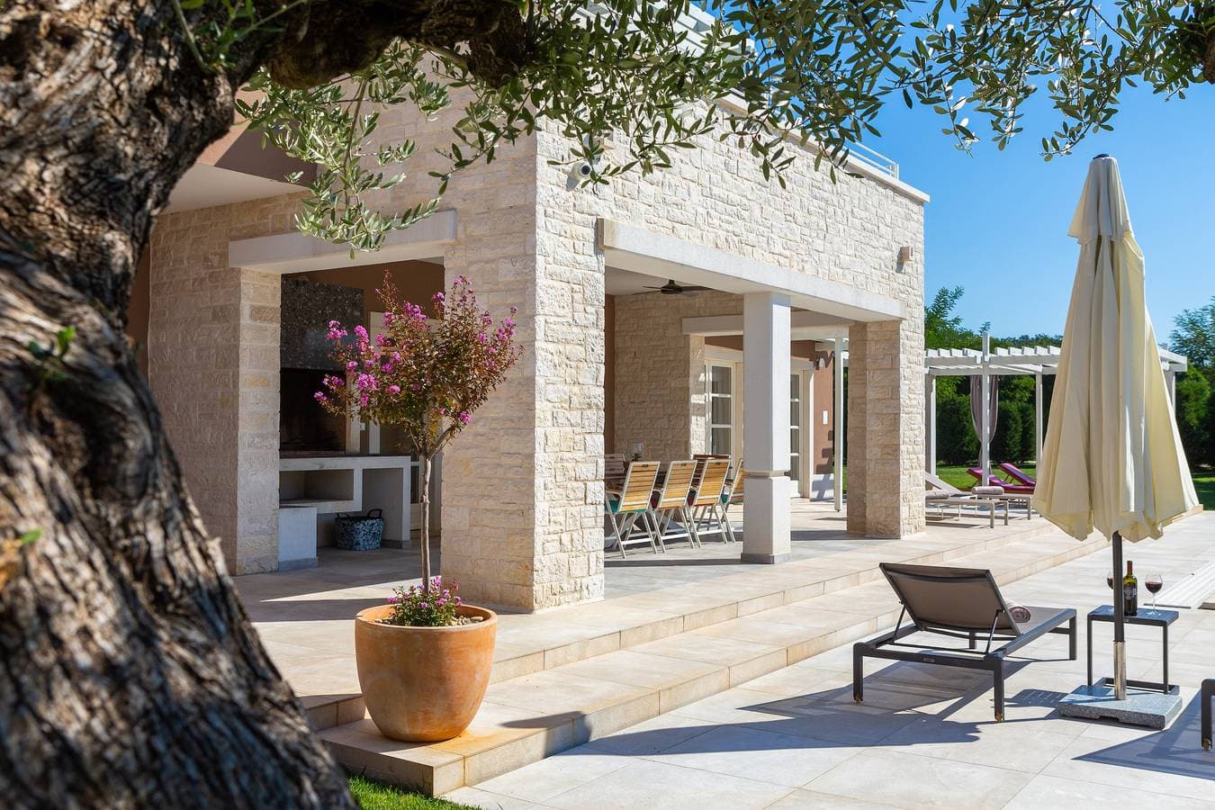 Foto 4 von 72: "Villa Design Terra" nearby Pula - Crovillas