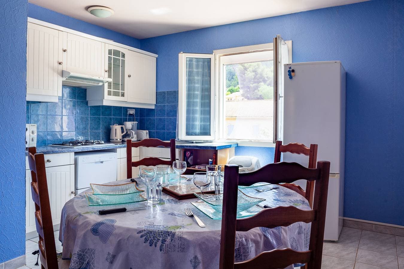 Foto 5 von 19: Apartment „Mit Pool und Küche“ mit privatem Pool, WLAN und Klimaanlage