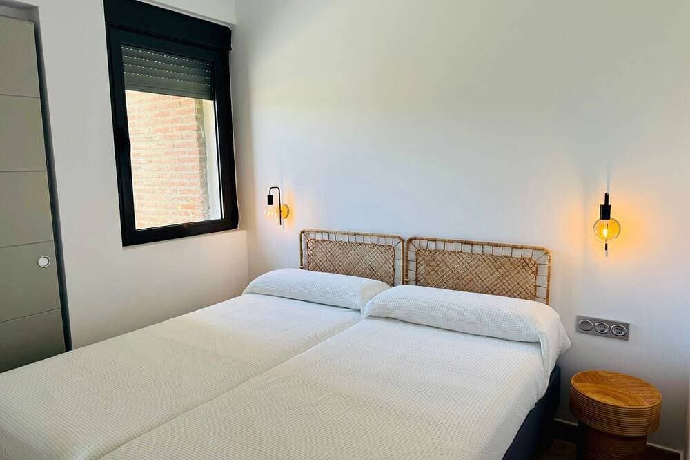 Foto 4 von 28: Altos De Vera I- Very large terrace with incredible views of the golf course.