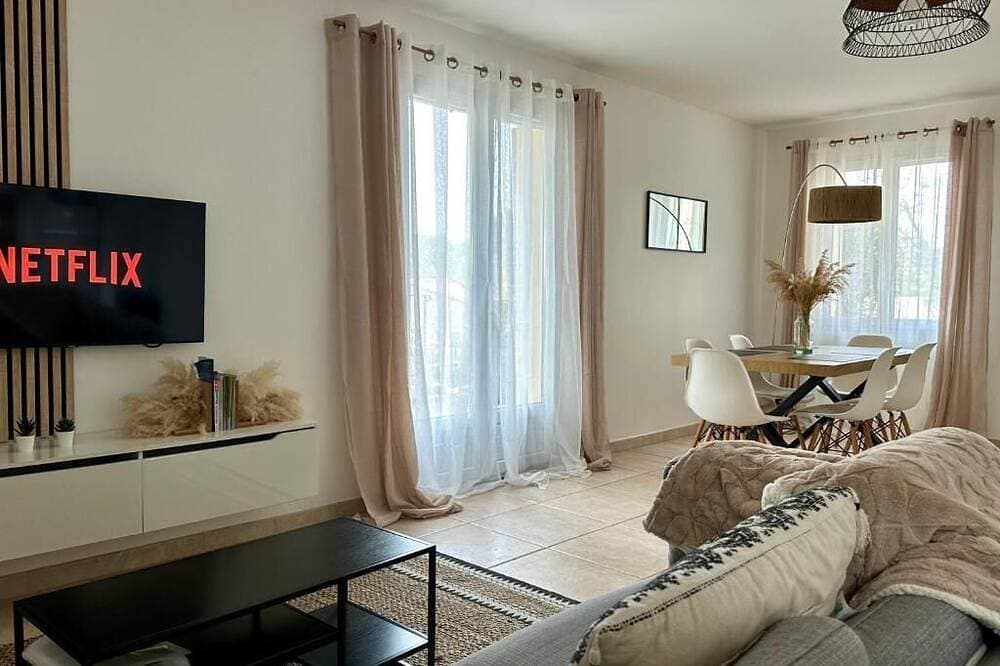 Foto 8 von 13: An escapade in Provence lulled by birdsong.<br>House 63m2