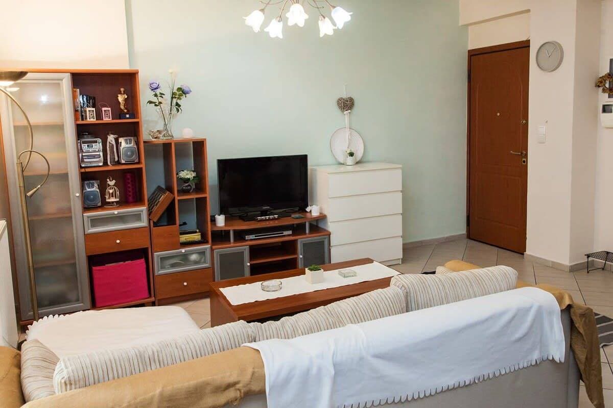 Foto 9 von 26: Cozy modern apt in Peristeri