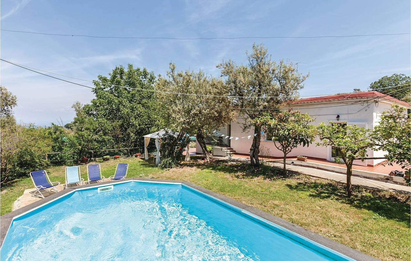 Foto 2 von 21: Terrassen-Apartment am Pool - 900m zum Strand
