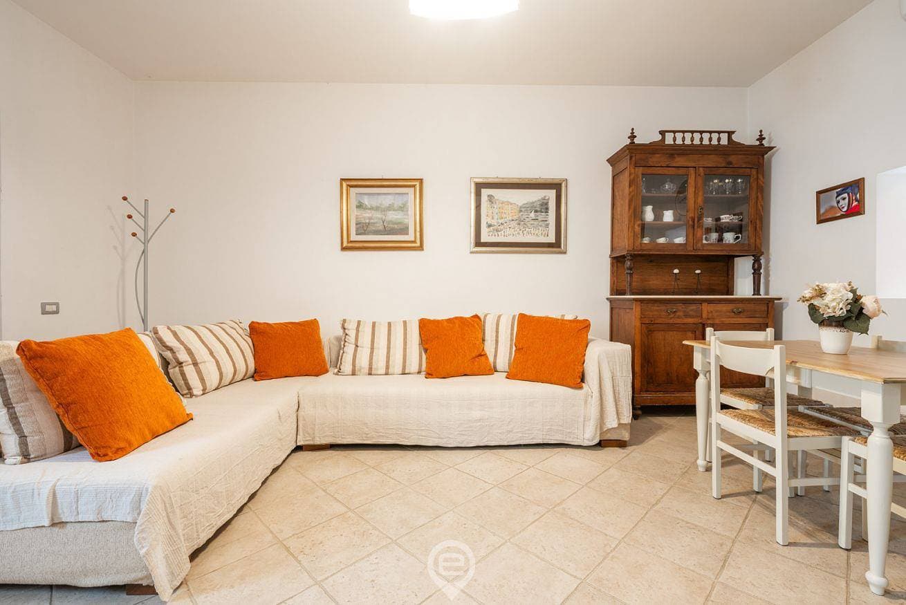Foto 7 von 40: Ferienhaus für 4 Personen mit Balkon/Terrasse