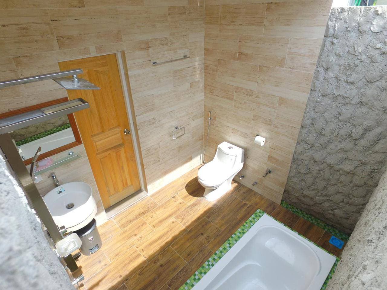 Foto 7 von 15: Double Room with Private Bathroom