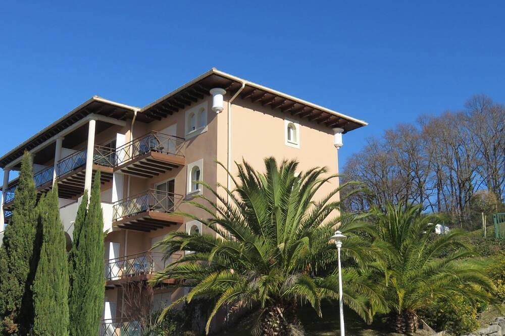 Foto 7 von 29: Studio avec accès piscine, Wi-Fi + Parking gratuit