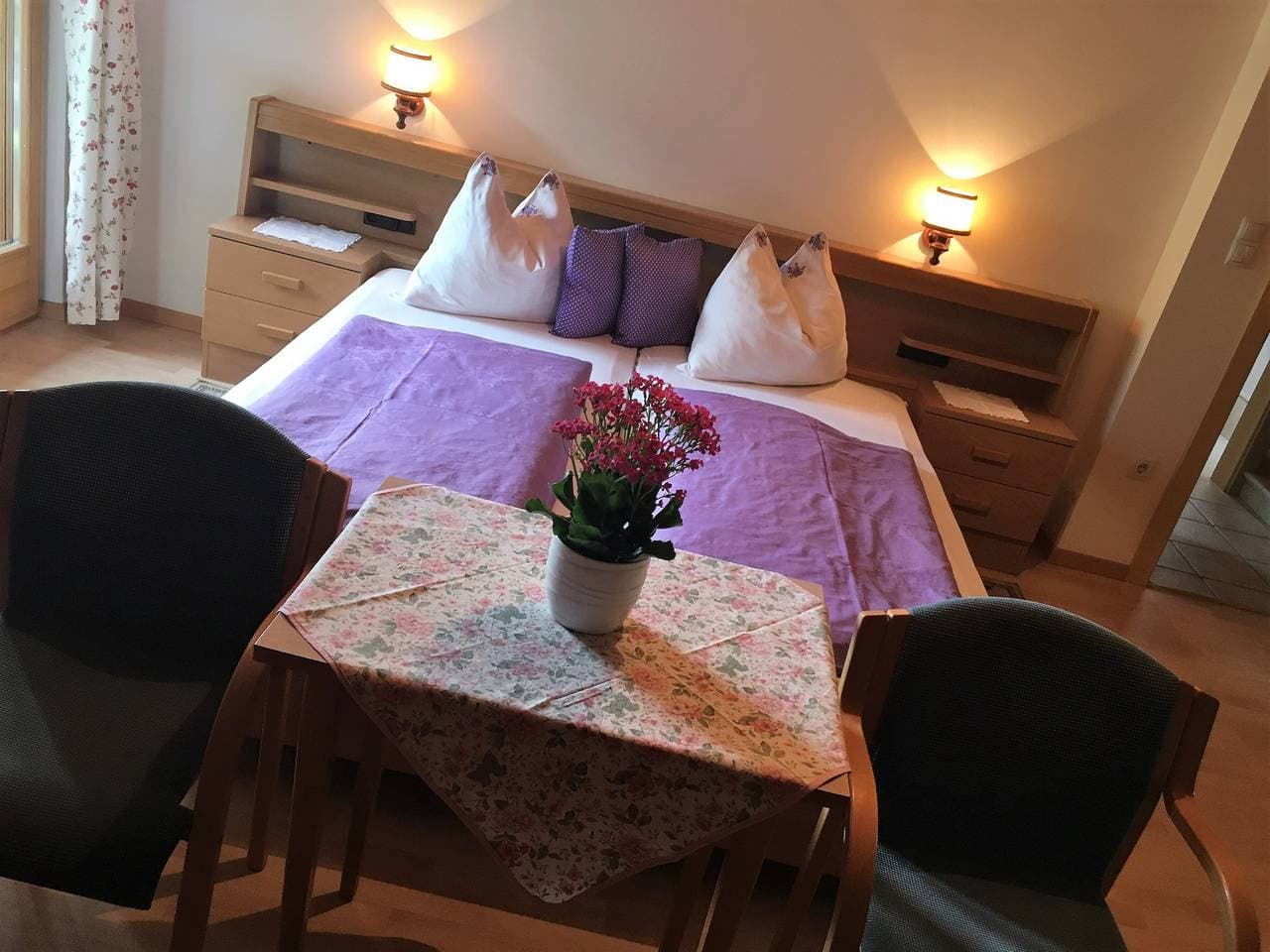 Foto 4 von 25: Apartment 'Nunnenmayr C' mit Bergblick, Gemeinschaftsgarten und WLAN