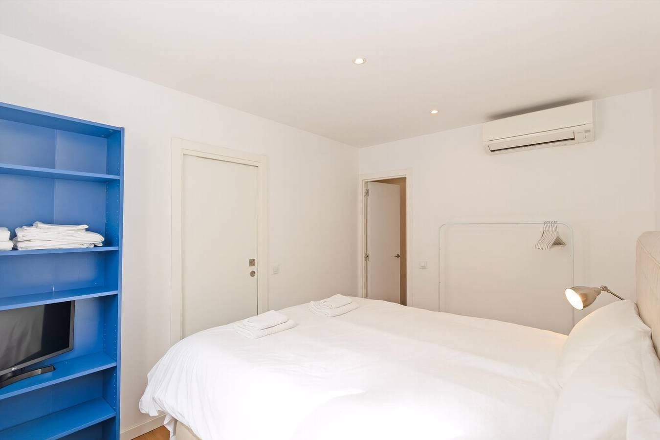 Foto 12 von 37: Ferienwohnung für 3 Personen mit Terrasse