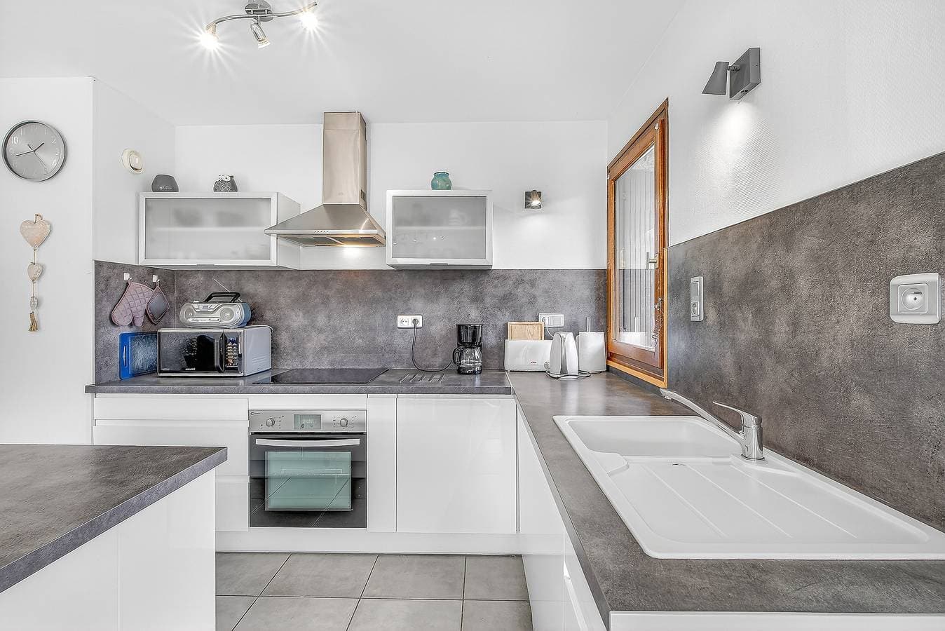 Foto 8 von 35: Le Plein Ciel – Seeblick, WLAN, renoviertes Apartment in Embrun