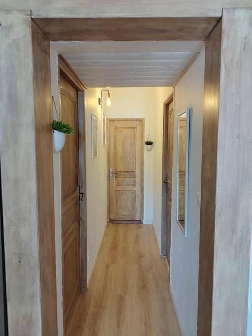 Foto 4 von 20: Two-Bedroom Apartment