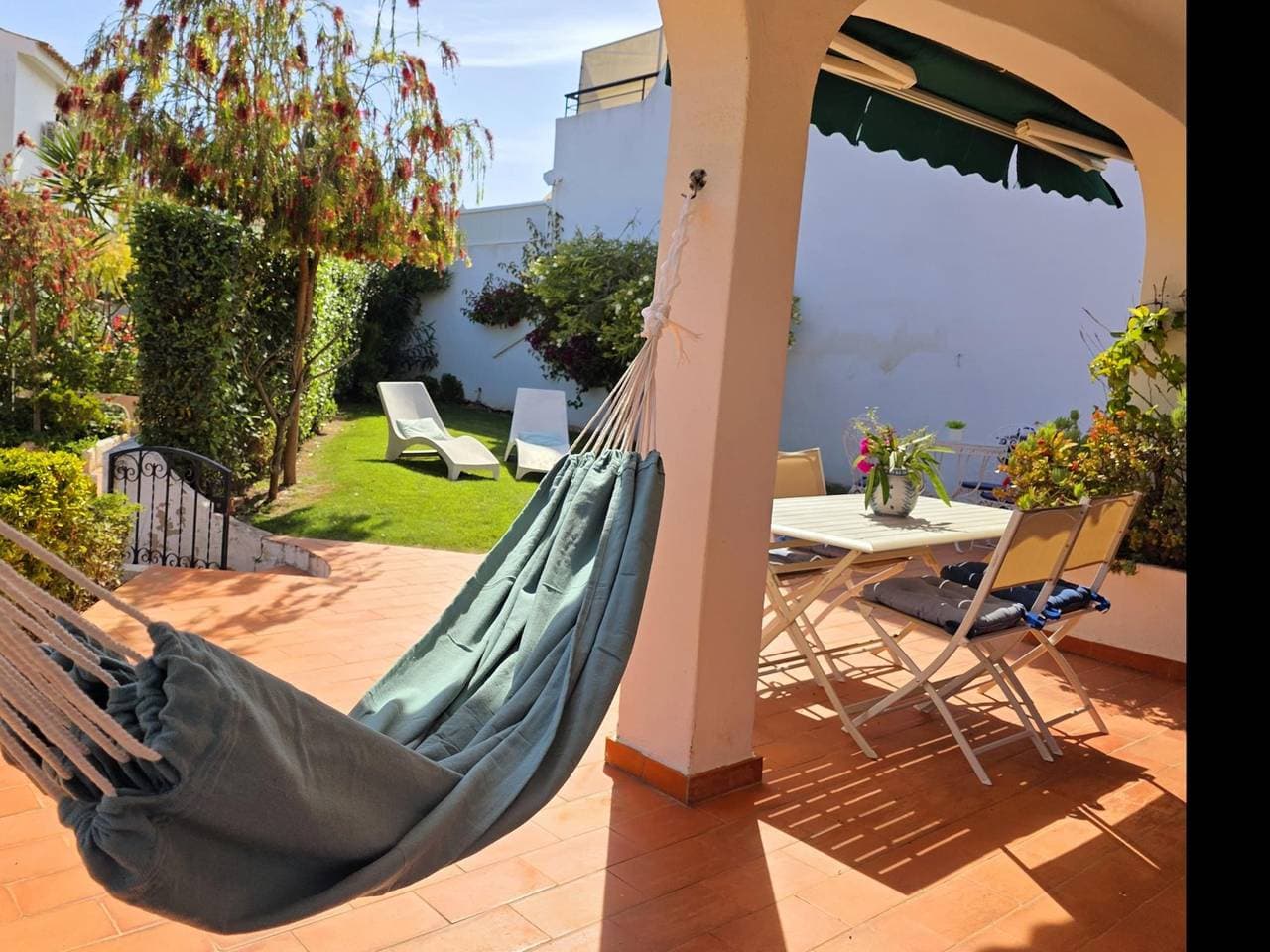 Foto 11 von 40: Ferienwohnung für 6 Personen mit Garten